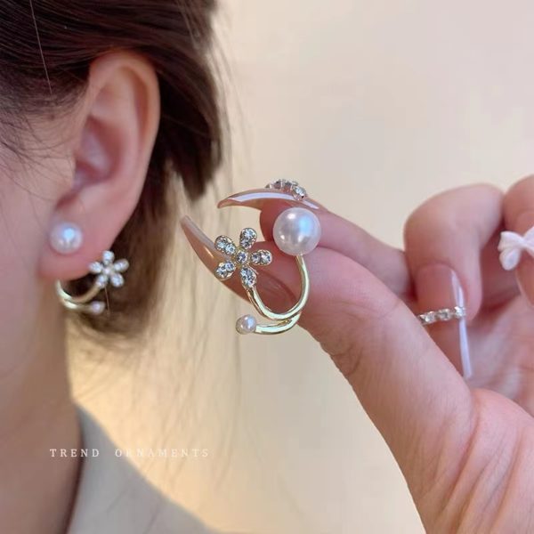 Faux Pearl Gemstones Flower Earrings - Image 2
