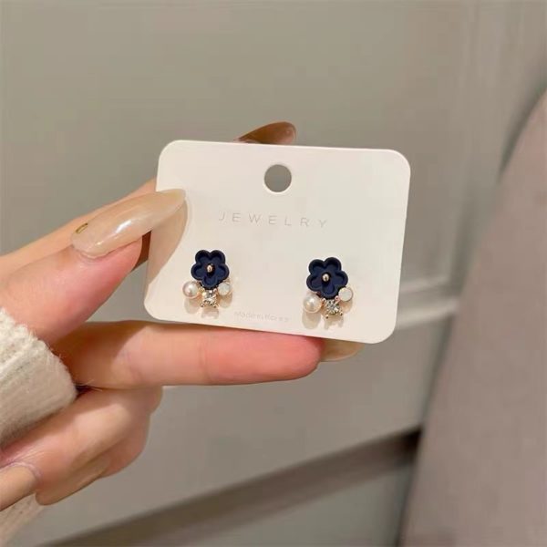 Faux Pearl Gemstones Blue Flower Stud Earrings - Image 4