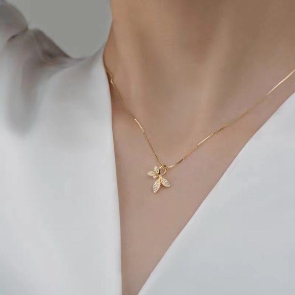 Cubic Zirconia on Leaves Pendant Sterling Silver Necklace - Image 5